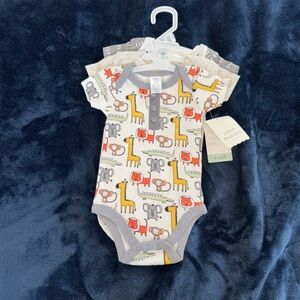 NWT 3-Pack Bodysuits 0-3 Months